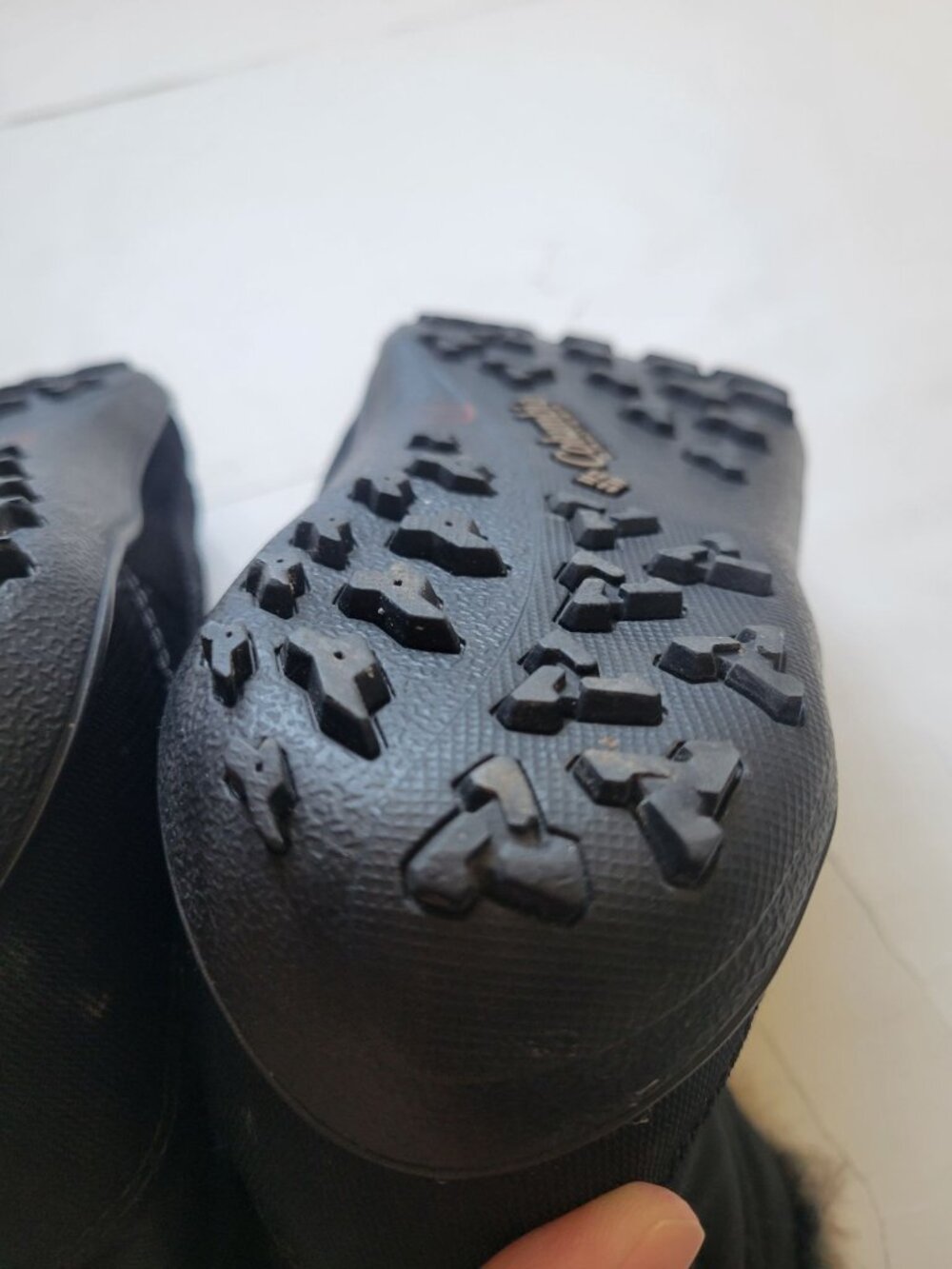 Columbia Women's Minx Shorty boots, a black quilted design Faux Fur Trim Sz 9.5 - Picture 7 of 10
